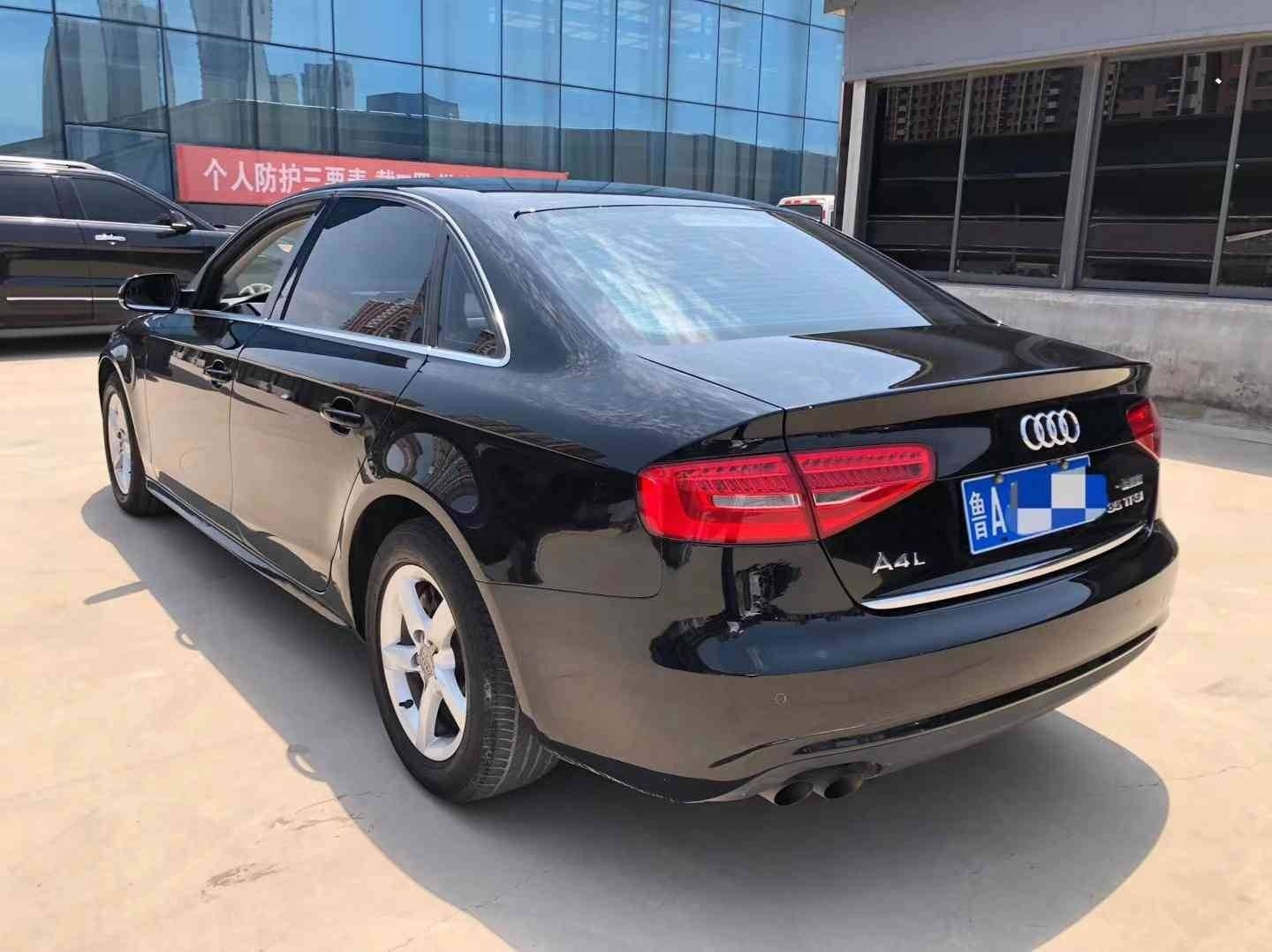 奥迪a4l 2013款 35 tfsi 自动舒适型