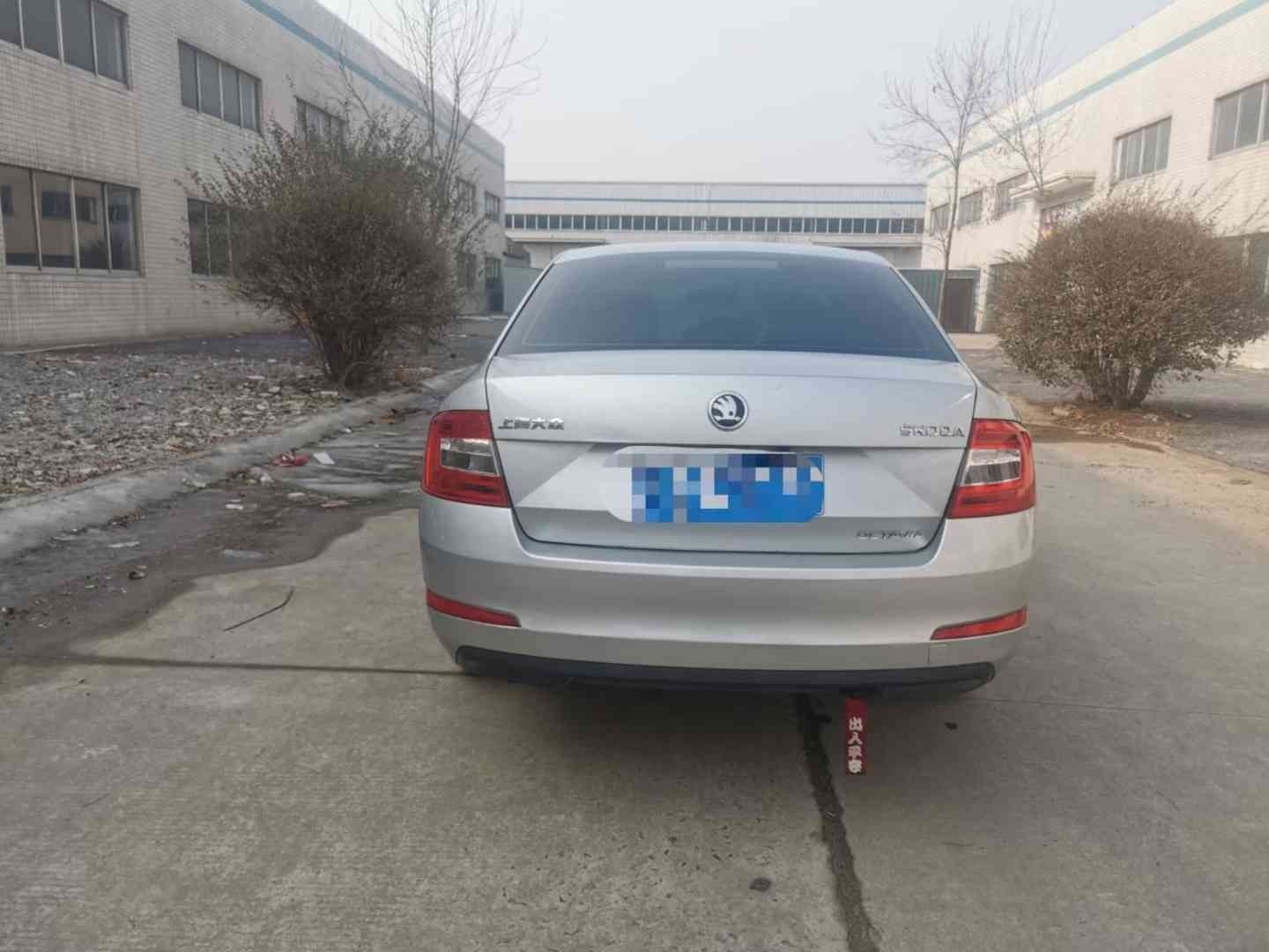 斯柯达-明锐-2014款 1.6l 自动逸俊版