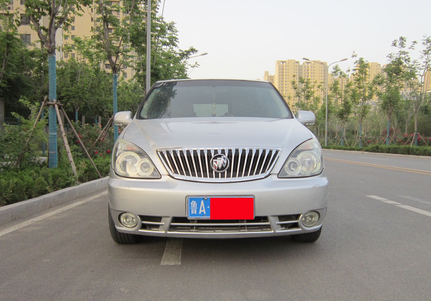 别克 别克gl8 2008款 别克陆尊3.0l xt 导航版