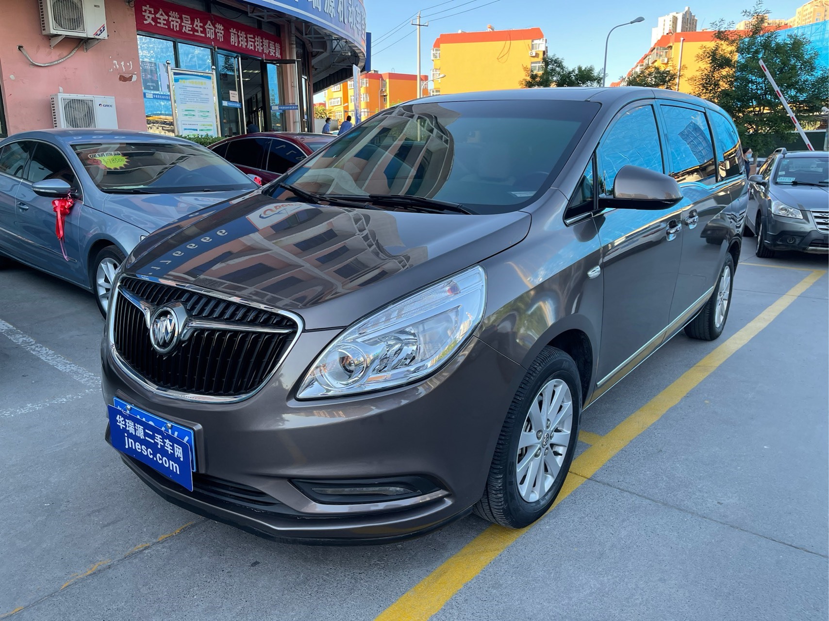 别克-别克gl8-2017款 25s 尊贵型 国v