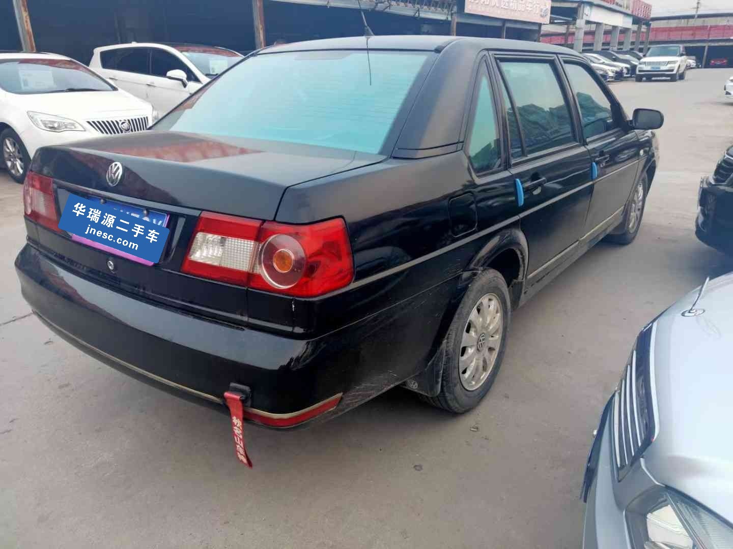 大众桑塔纳志俊2011款18手动cng双燃料型