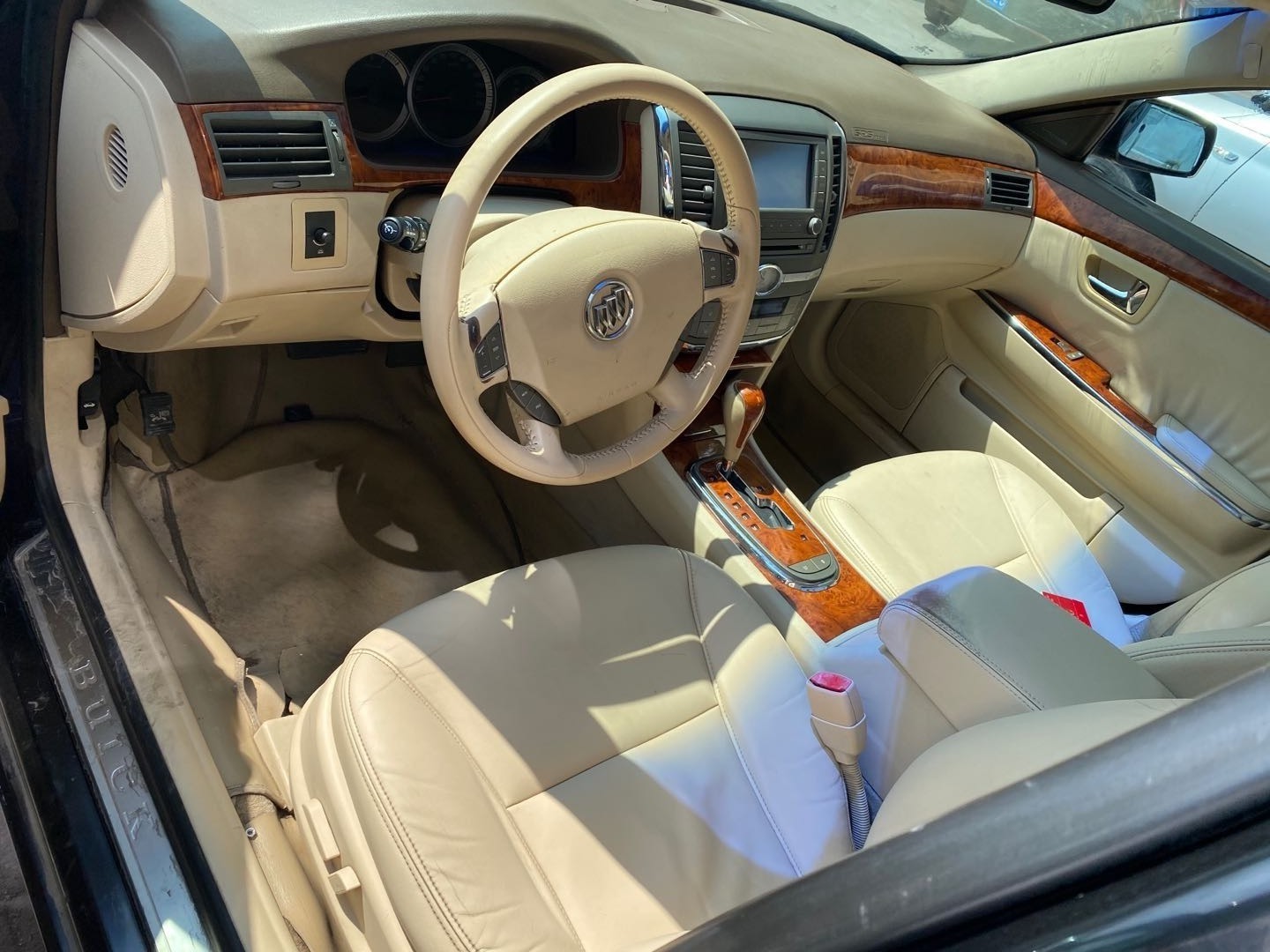 别克 君越 2008款 2.4 精英版