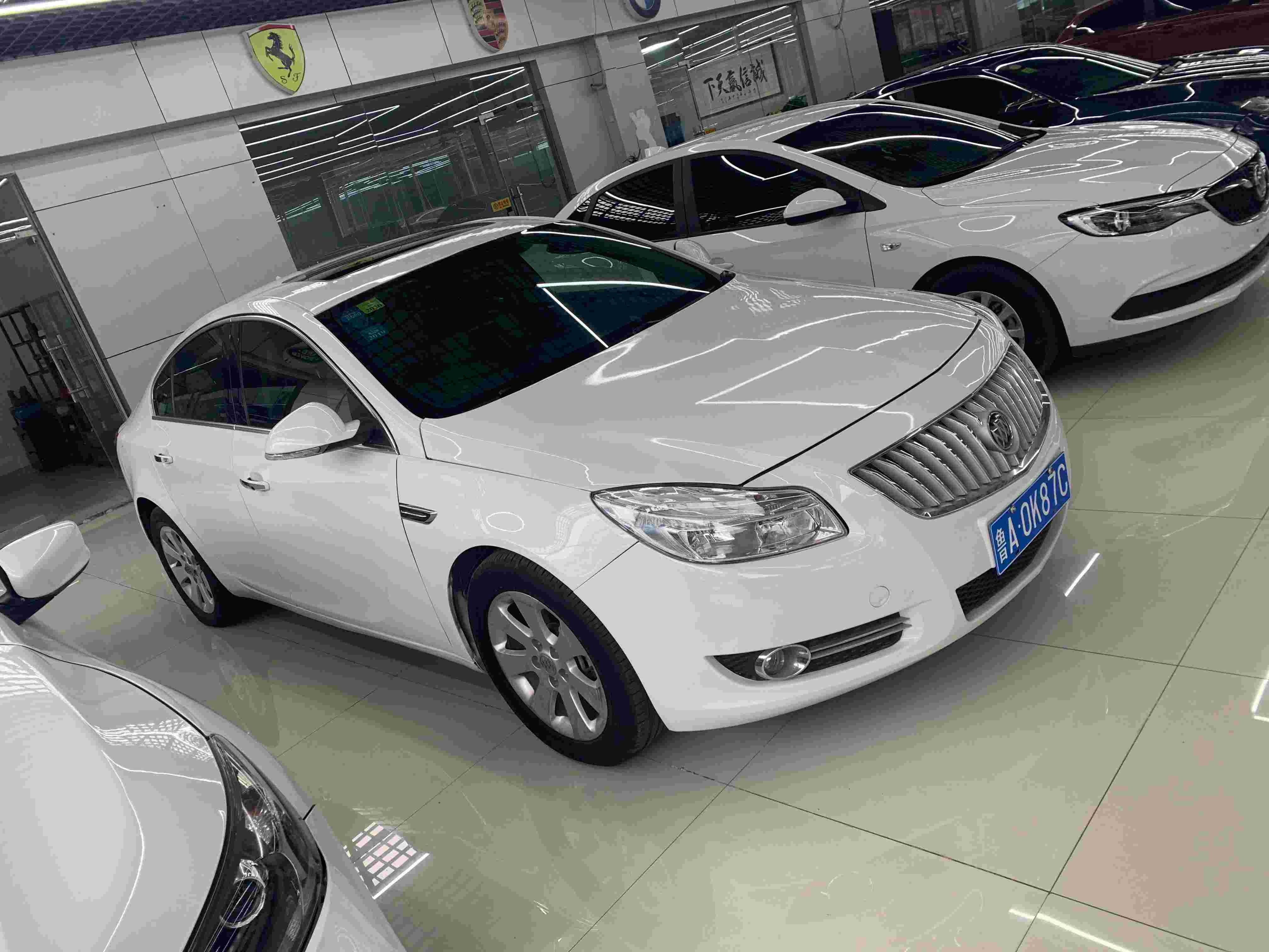 别克 君威 2013款 2.0l 自动 豪华版