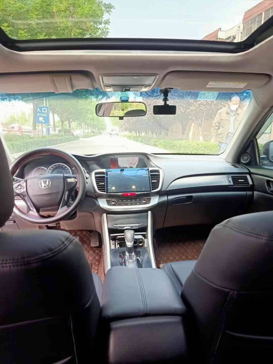 济南本田-雅阁-2012款 2.0L SE