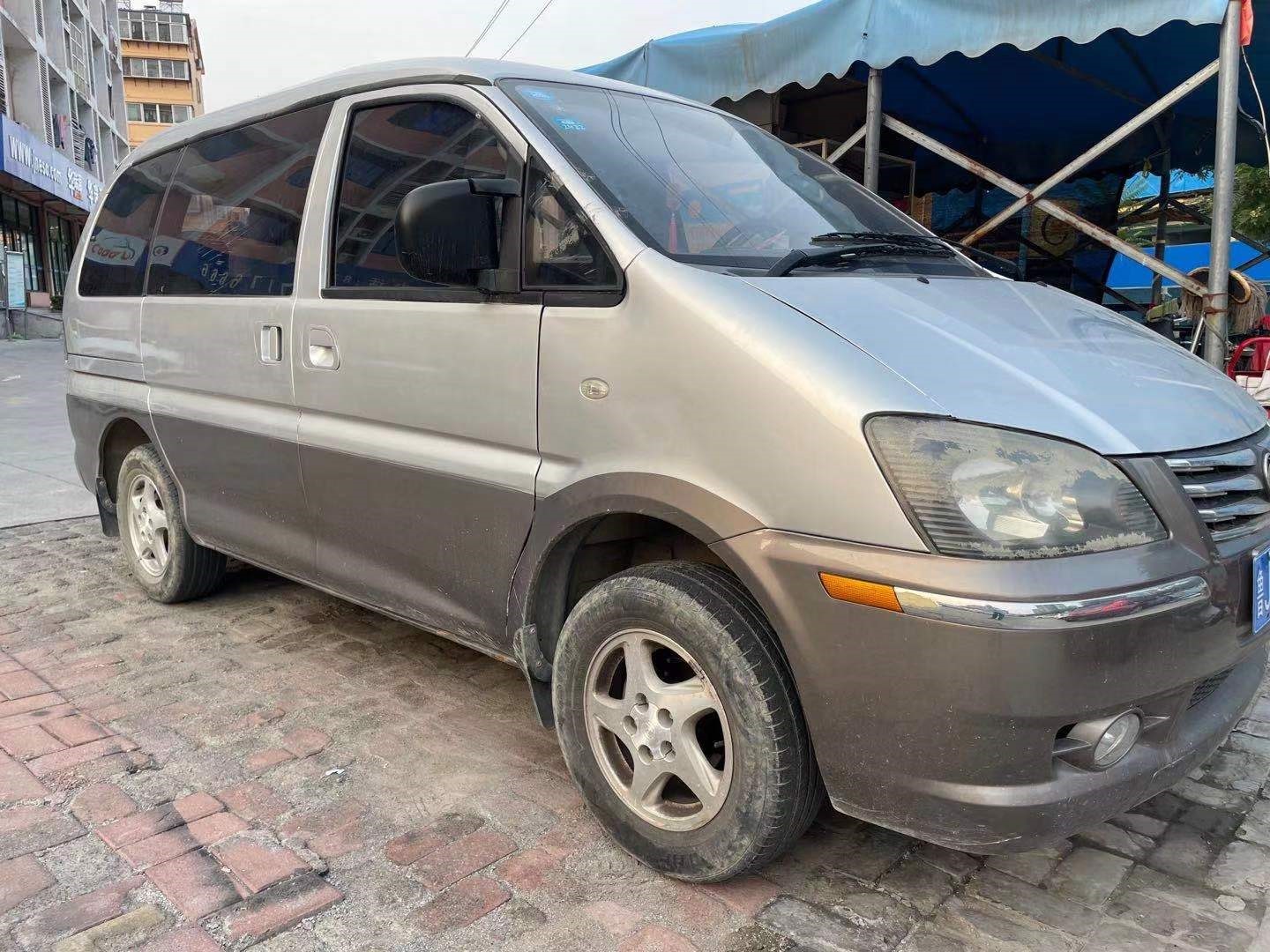 东风风行 菱智 2014款 m3 1.6l 7座舒适型