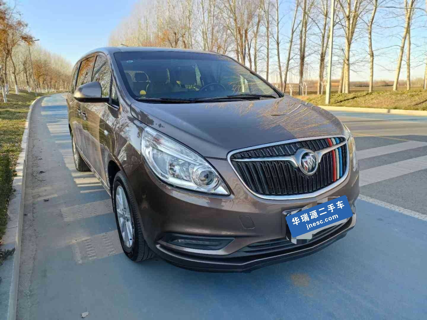 别克别克gl82017款25s尊贵型国v