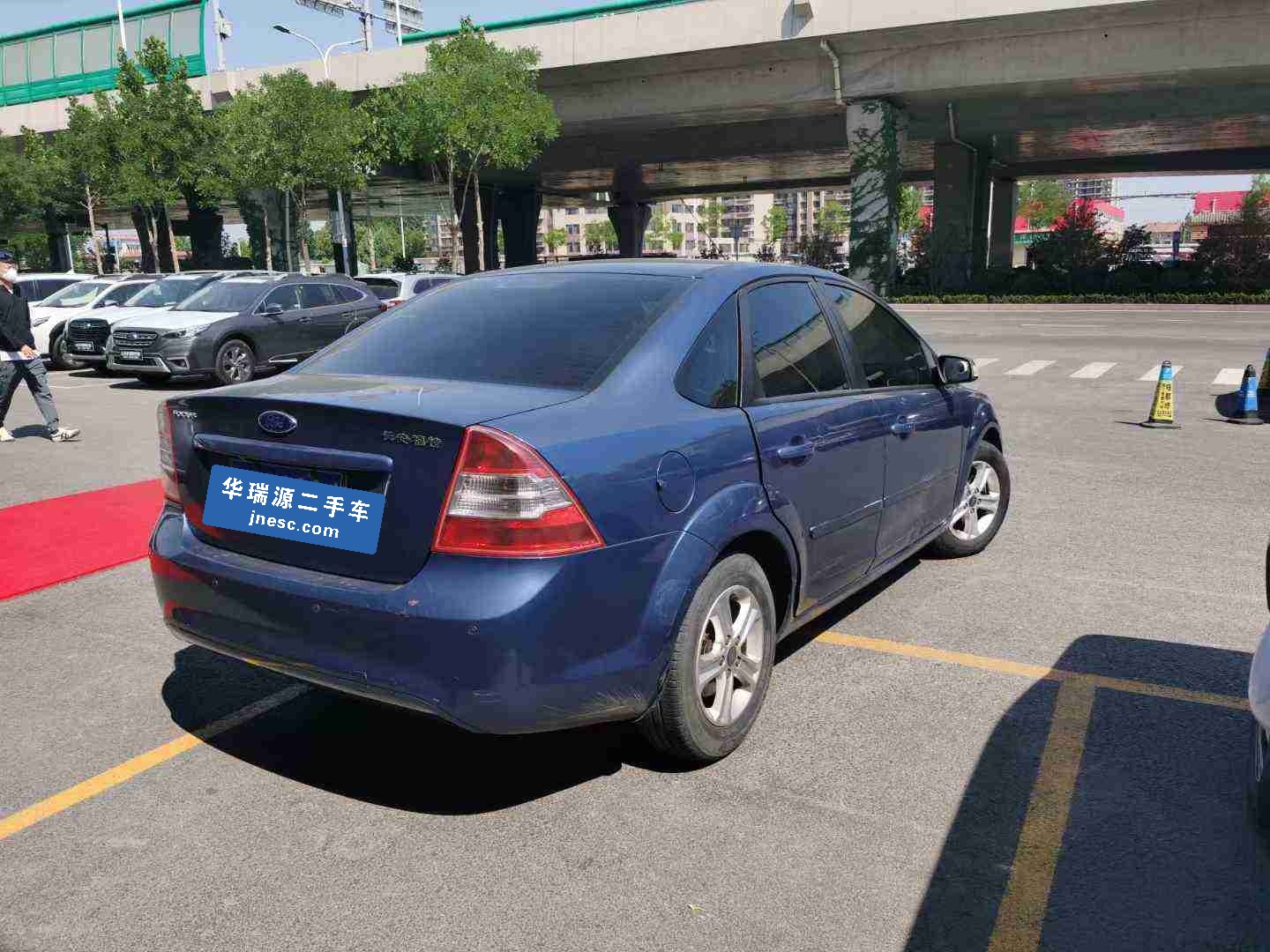 济南福特-福克斯-2009款 三厢 1.8l 手动舒适型