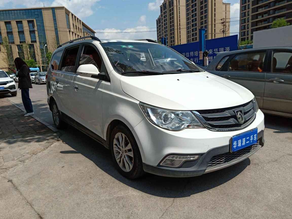 济南宝骏-宝骏730-2014款 1.5l 手动豪华导航esp版 7座