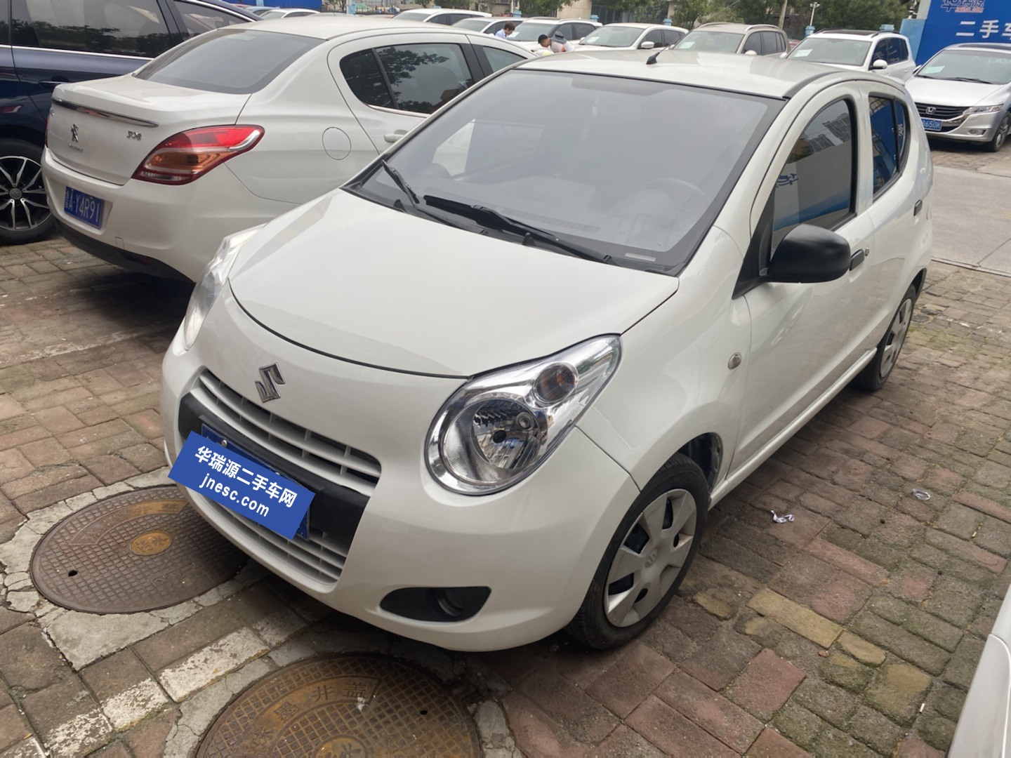 济南铃木 奥拓 2012款 1.0l 手动 舒适型