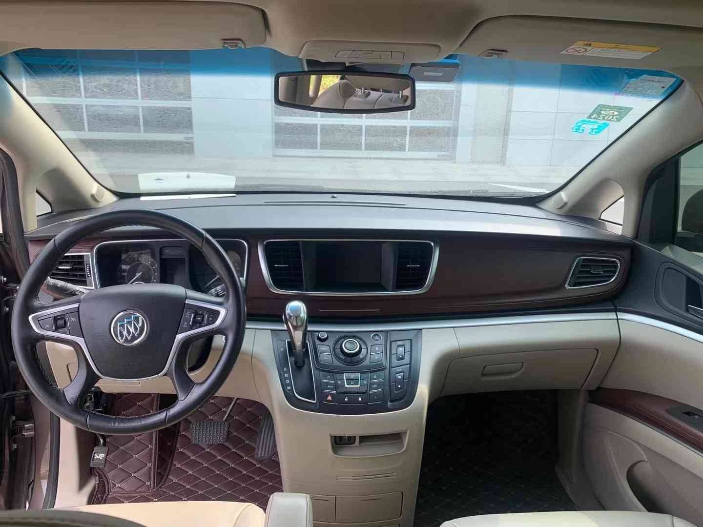 济南别克-别克gl8-2017款 25s 尊贵型 国v