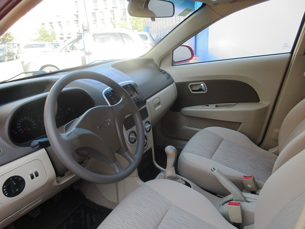 济南奇瑞 风云2 2010款 两厢 1.5l 进取型