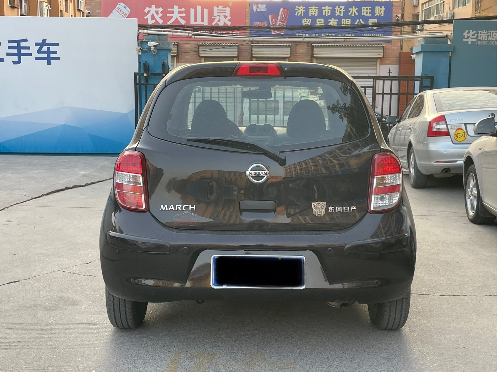 济南日产-玛驰-2010款 1.5l 手动易炫版