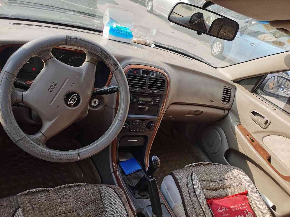 济南起亚-远舰-2006款 2.0l 手动豪华版gl