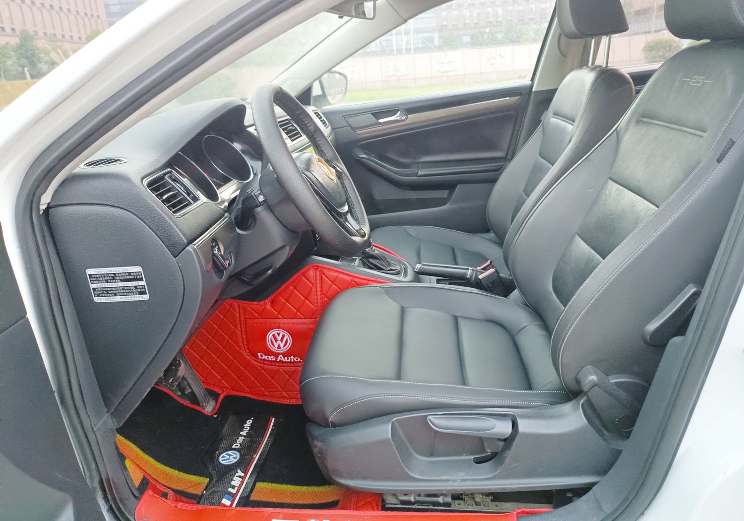 济南大众 速腾 2016款 230TSI 25周年纪念版