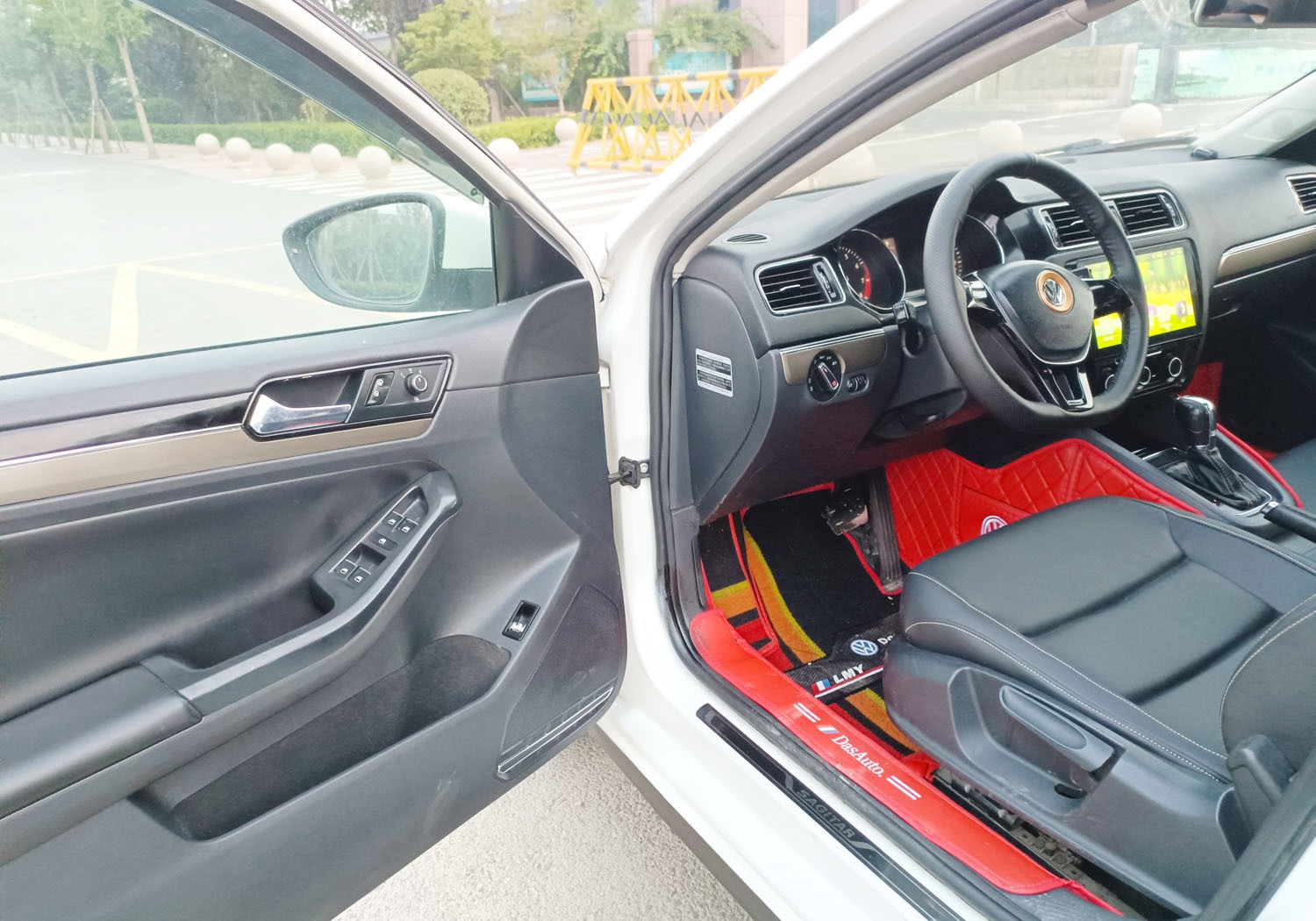 济南大众 速腾 2016款 230TSI 25周年纪念版