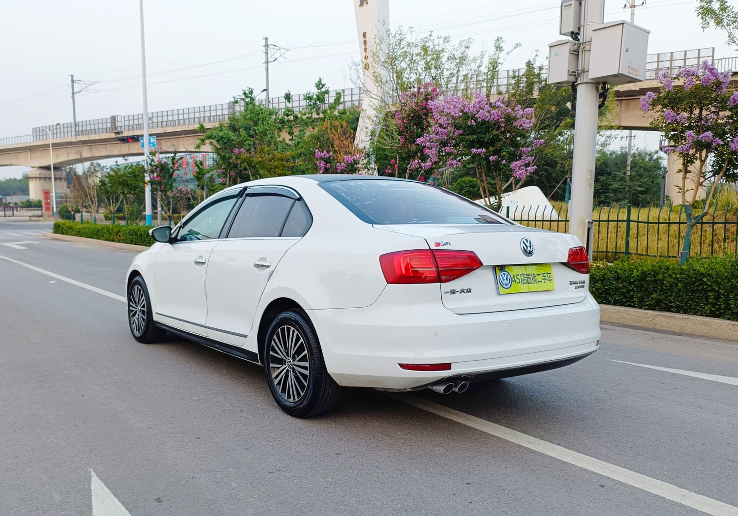 济南大众 速腾 2016款 230TSI 25周年纪念版