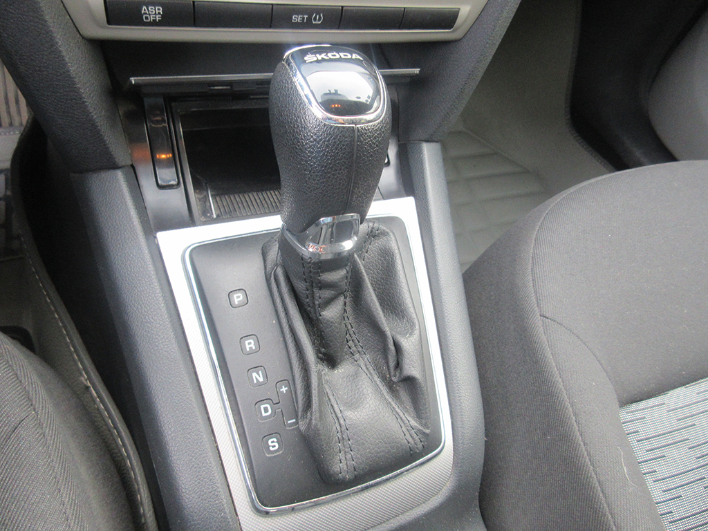 济南斯柯达-明锐-2014款 1.6L 自动逸杰版