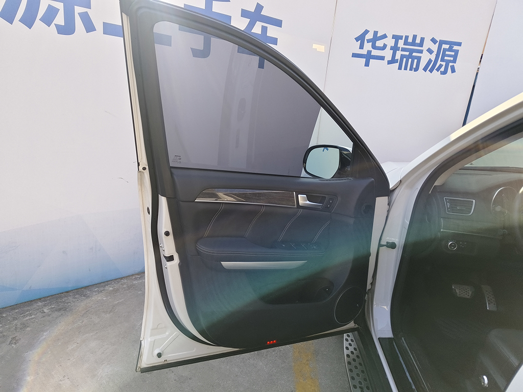 济南哈弗 哈弗H8 2015款 2.0T 两驱舒适型