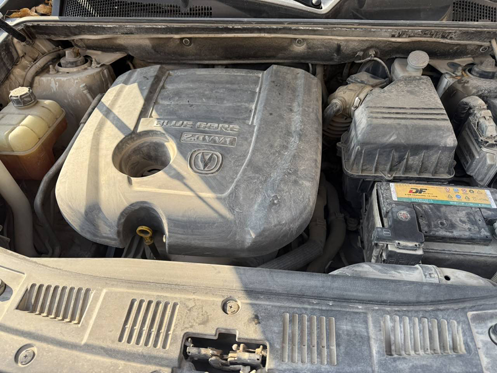 济南长安CS75 2014款 2.0L 手动舒适型 国V