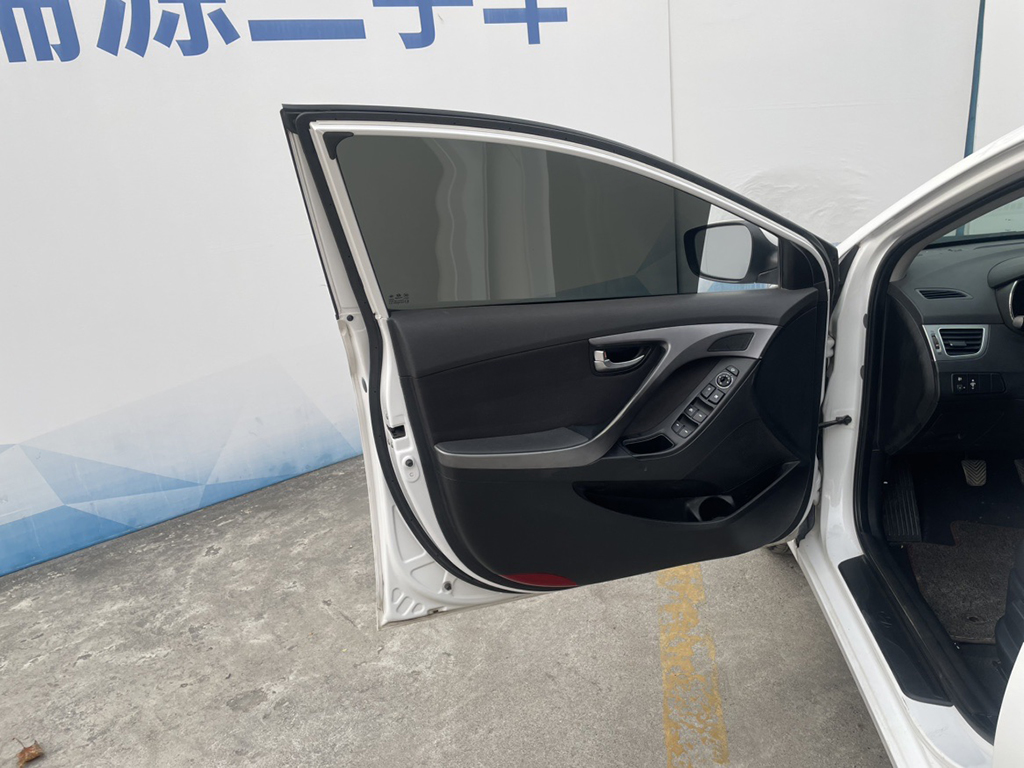 济南现代 朗动 2015款 1.6L 手动领先型