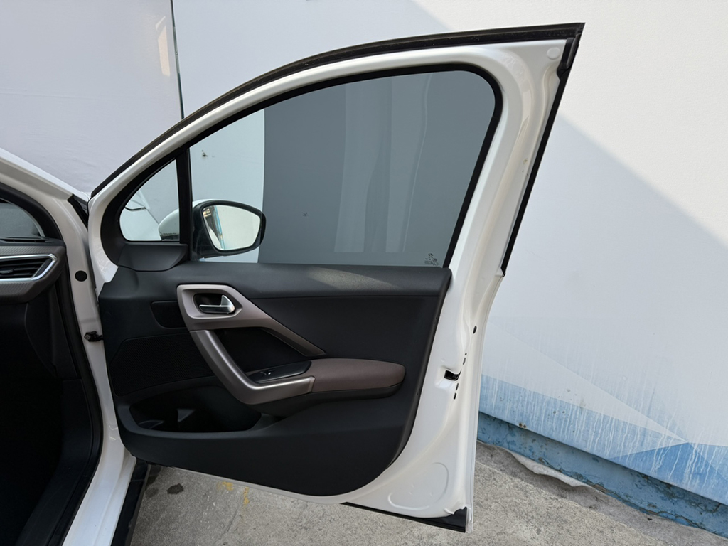 济南标致2008 2014款 1.6L 自动时尚版