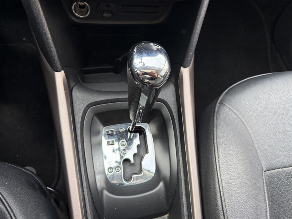 济南标致2008 2014款 1.6L 自动时尚版