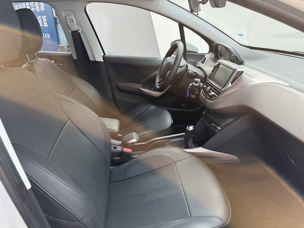 济南标致2008 2014款 1.6L 自动时尚版