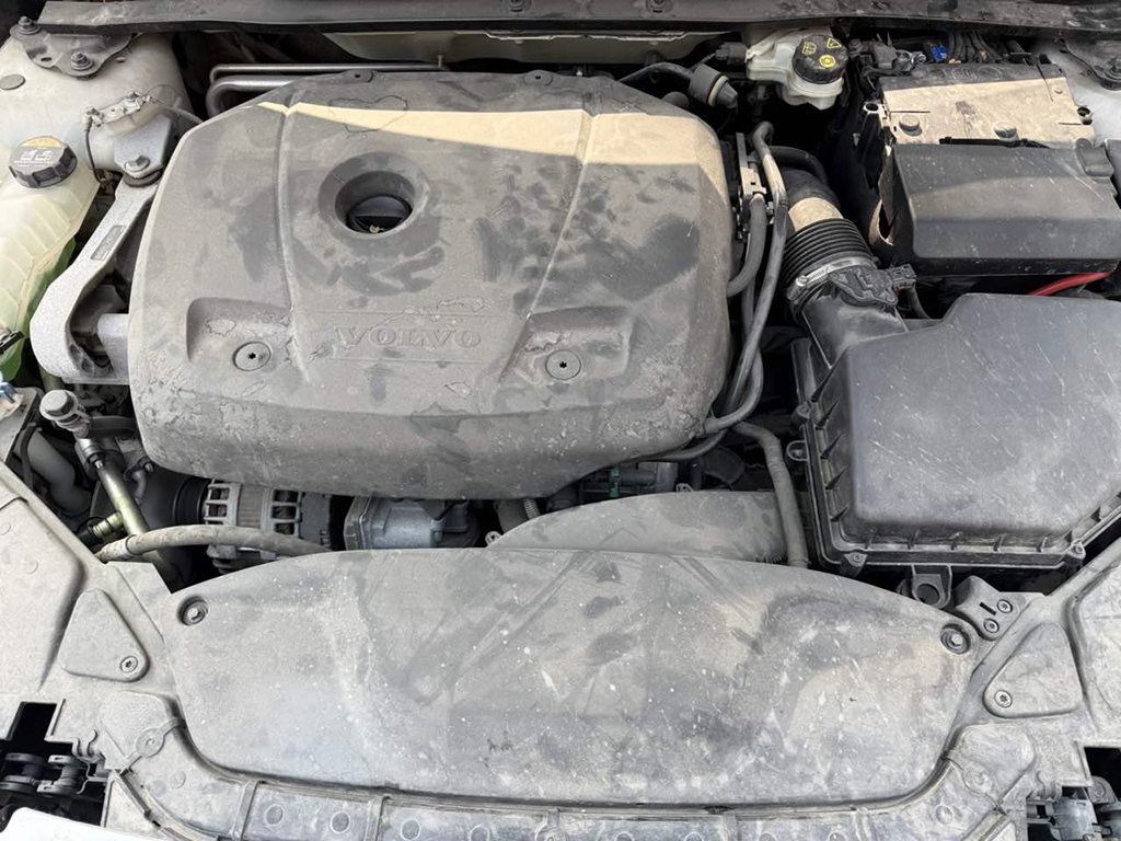 济南沃尔沃 沃尔沃V40(进口) 2017款 T3 智尚版