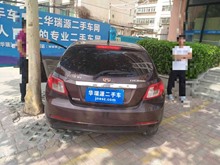 济南吉利-帝豪-2012款 两厢 1.8L CVT尊贵型