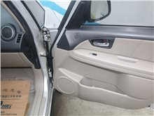 济南铃木-天语SX4-2008款 三厢 1.6L 手动豪华天窗版