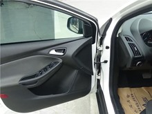济南福特 福克斯 2012款 两厢 1.6L 自动风尚型
