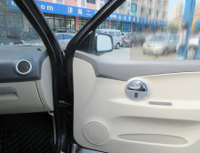 济南众泰-众泰5008-2011款 1.3L 手动 舒适型