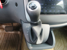 济南奔驰-威霆-2011款 2.5L 7座行政版