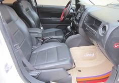 济南Jeep 指南者(进口) 2013款 2.0L 两驱炫黑豪华版
