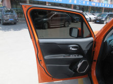 济南Jeep-自由侠-2017款 180T 自动劲能版