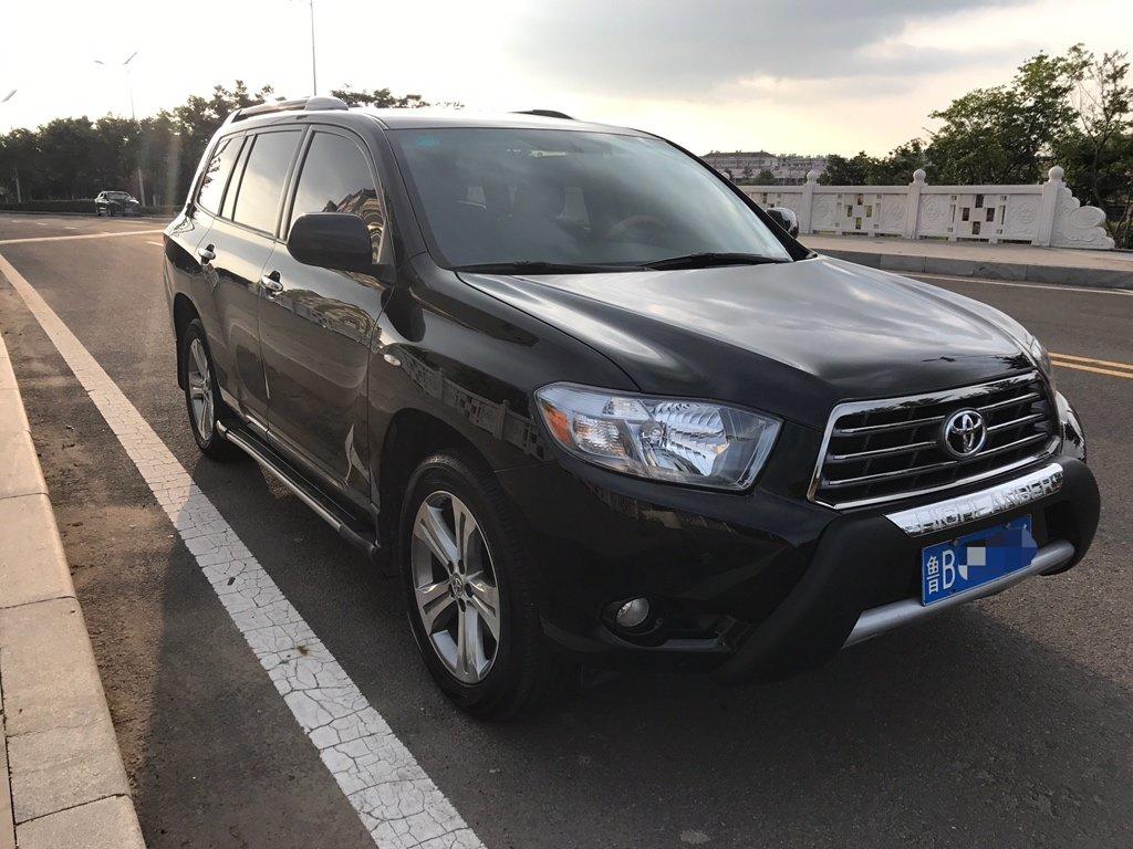 丰田 汉兰达 2011款 2.7l 自动 两驱豪华导航版 7座