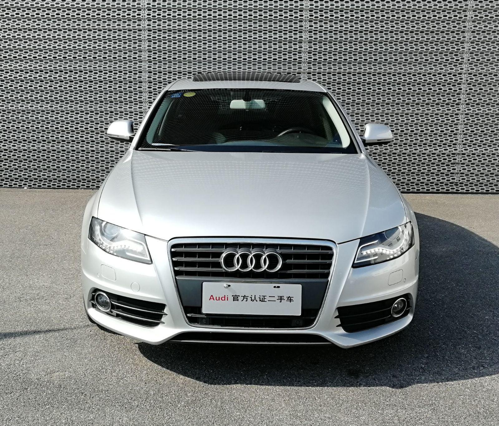 奥迪a4l2011款20tfsicvt运动型