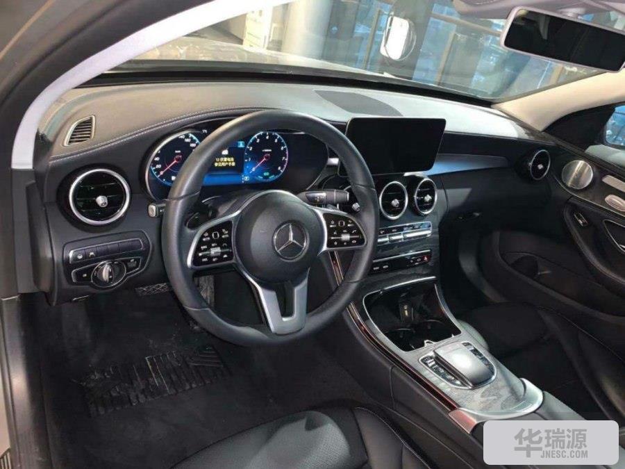 奔馳c級2019款c260l4matic