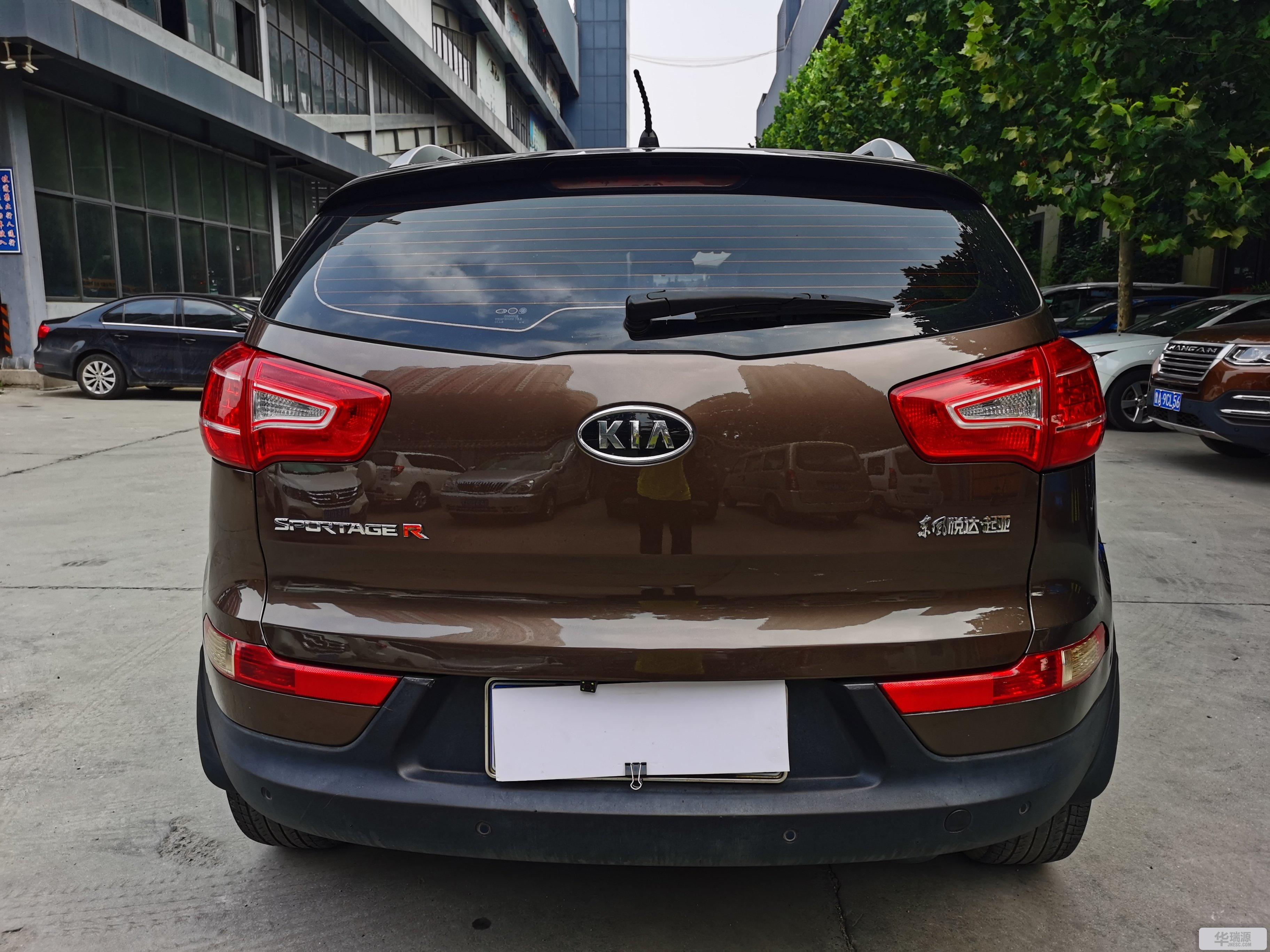 起亚智跑2011款20l自动两驱版gls