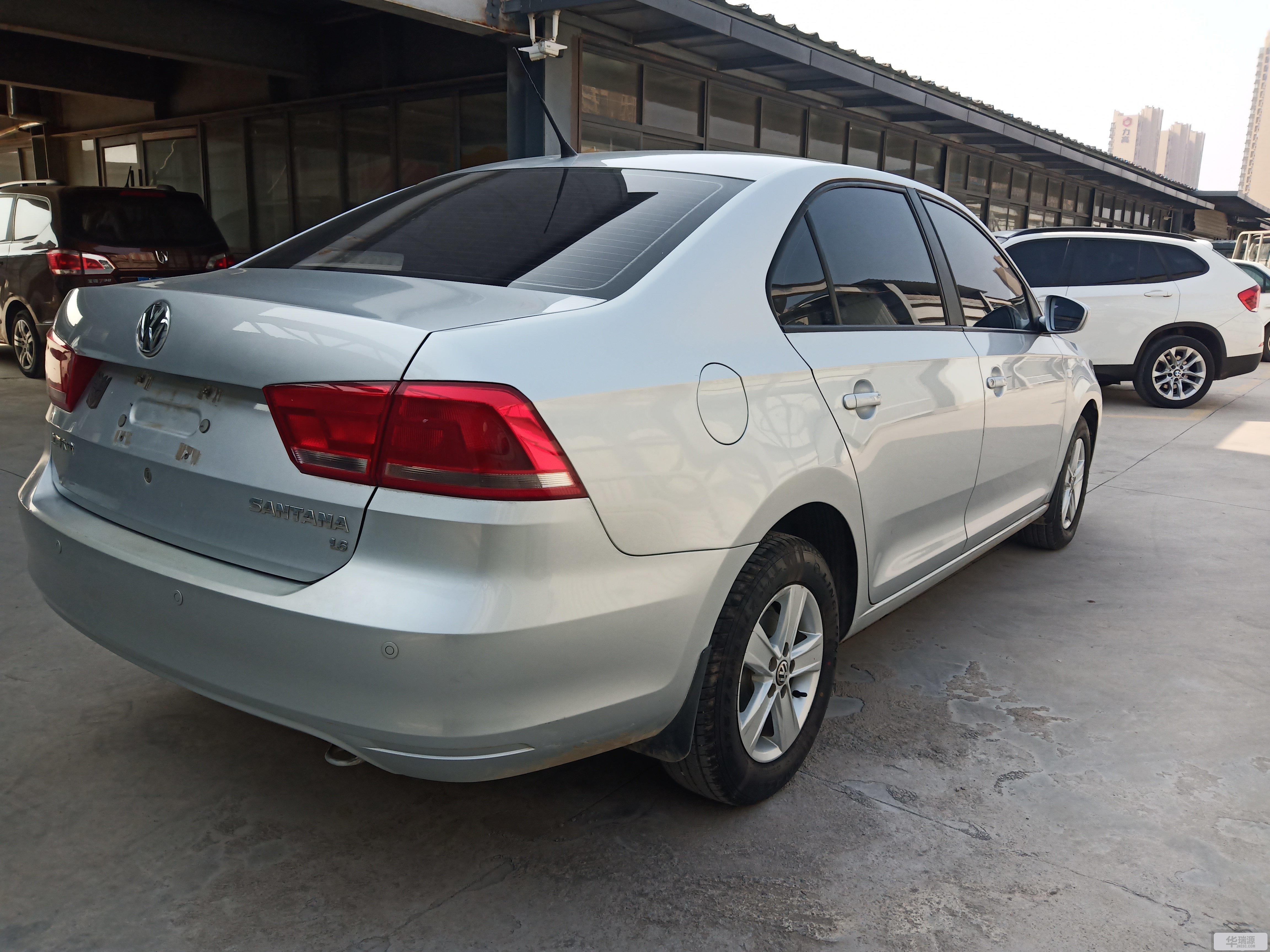 大众桑塔纳2013款16l手动舒适版