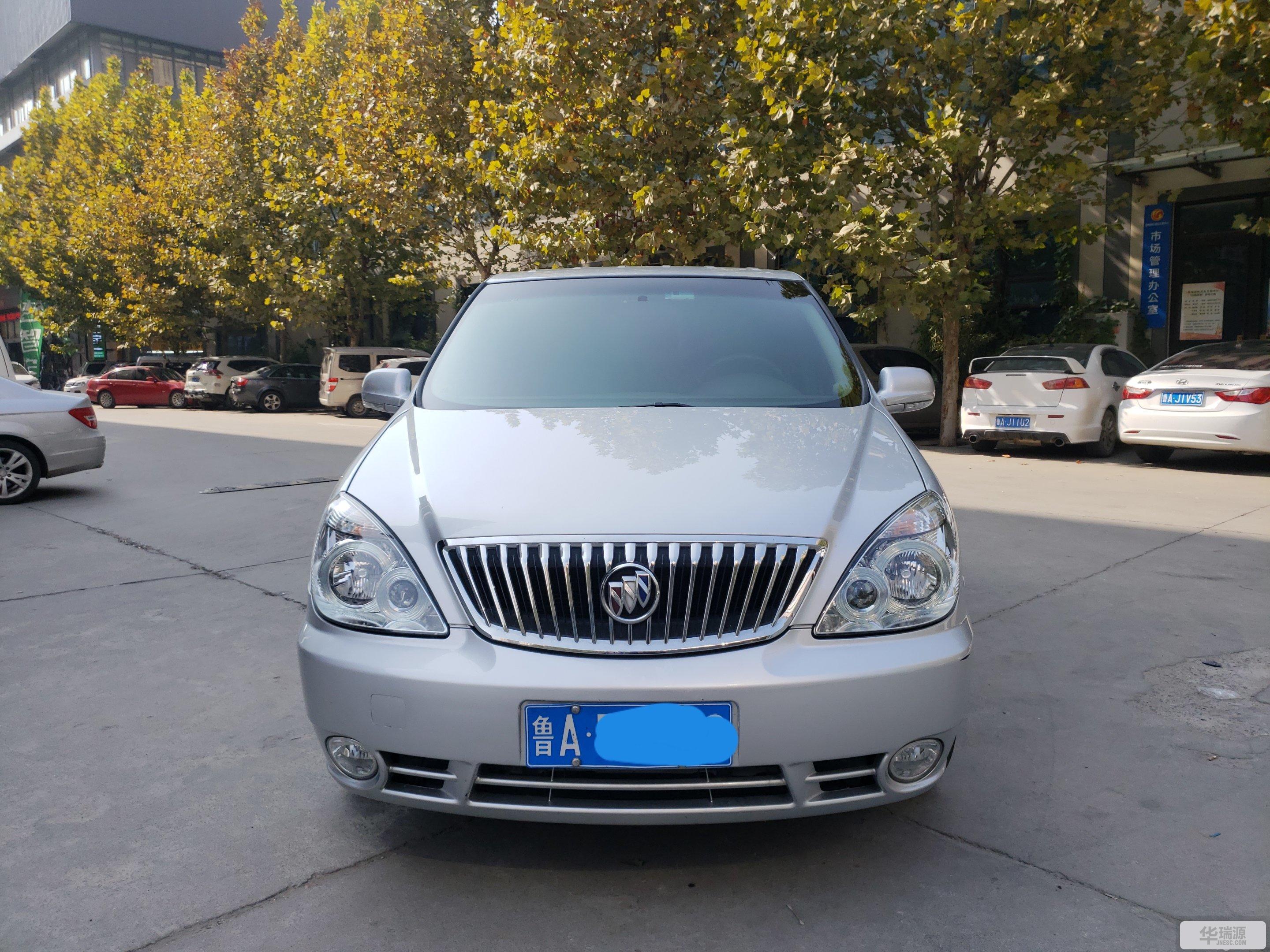 别克gl8 2014款 2.4l 行政版