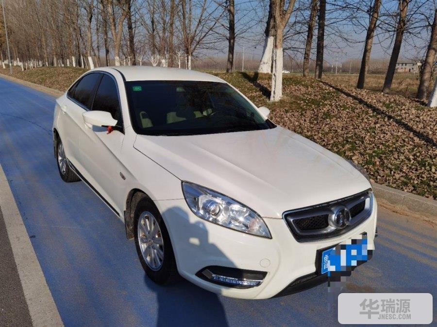 北汽绅宝 绅宝d50 2015款 1.5l cvt标准超值导航版