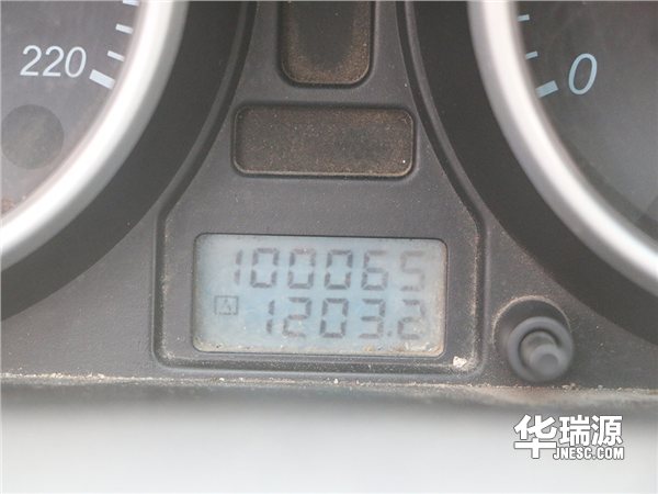 二手车估值：10万公里10款别克君越现在还能卖多少钱？